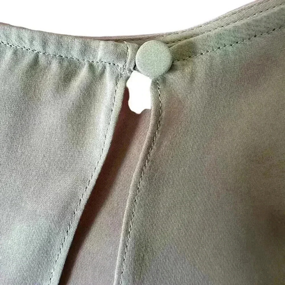 ALICE & OLIVIA EMPLOYED SILK BLOUSE SHEER SLEEVES Size Small - Picture 12 of 12